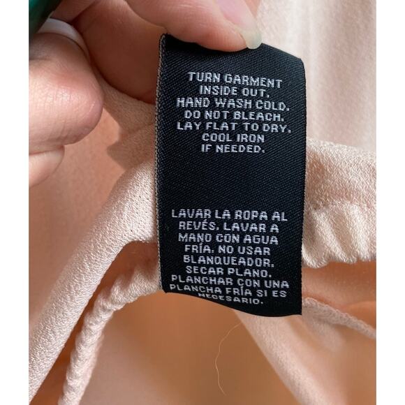 Zac & Rachel Woman Pale Pink Sleeveless V-Neck Blouse Crochet Detail Size 1X - Picture 7 of 7